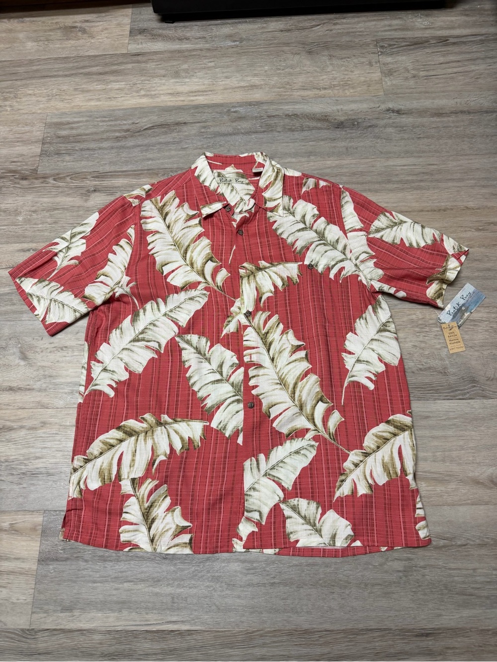 Men’s Large 109% Sil Tropical Leaf Hawaiian Short-Sleeve Button-Up Shirt